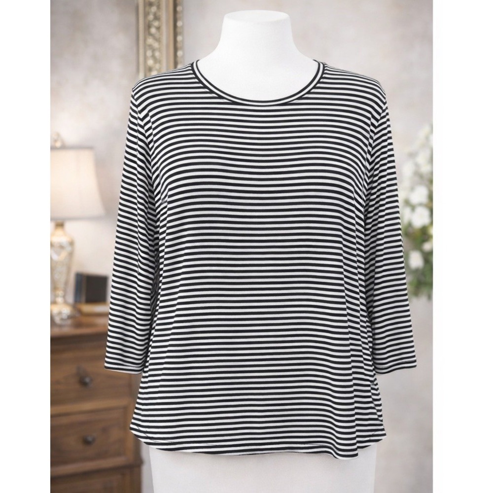 Chico's Striped Knit Top Size 3 XL Black White 3/4 Sleeve High-Low Hem
